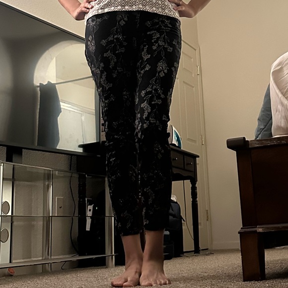 Old navy pants size 2 regular - Picture 3 of 3